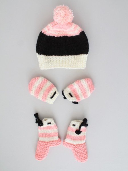 Woonie Handknitted Penguin Design Cap with Matching Mittens and Socks Set - Image 4